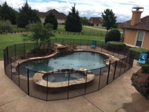 5 things to consider when buying a pool safety fence